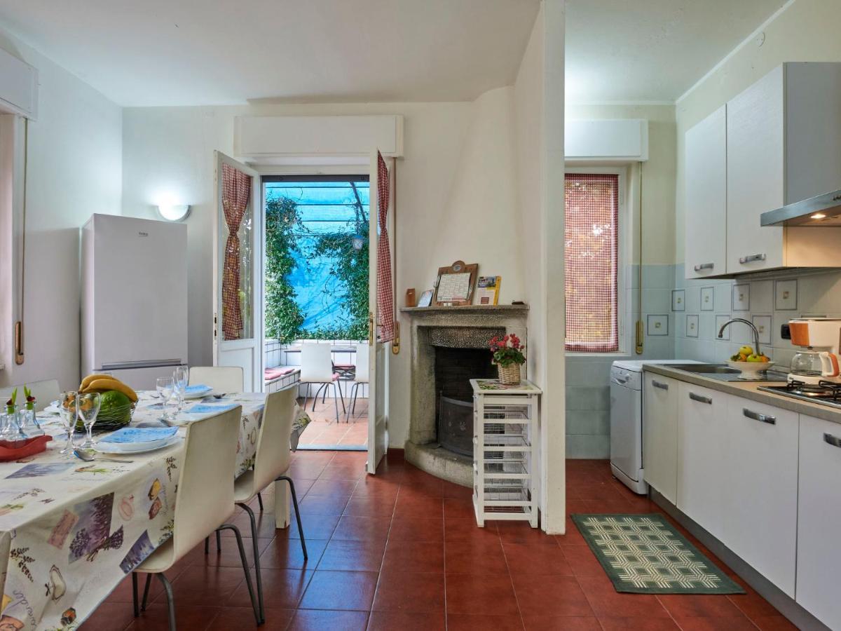 Holiday Home Villa Giulia By Interhome Dervio Exteriör bild